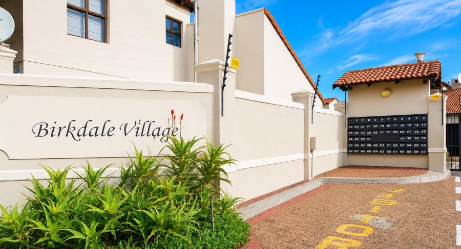 To Let 3 Bedroom Property for Rent in Royal Ascot Western Cape